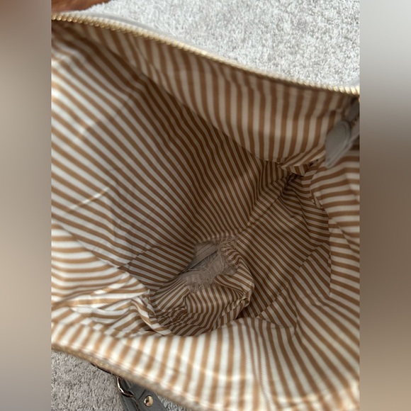 Kate Spade New York - Pebbled Grey Crossbody Bag - Picture 11 of 16